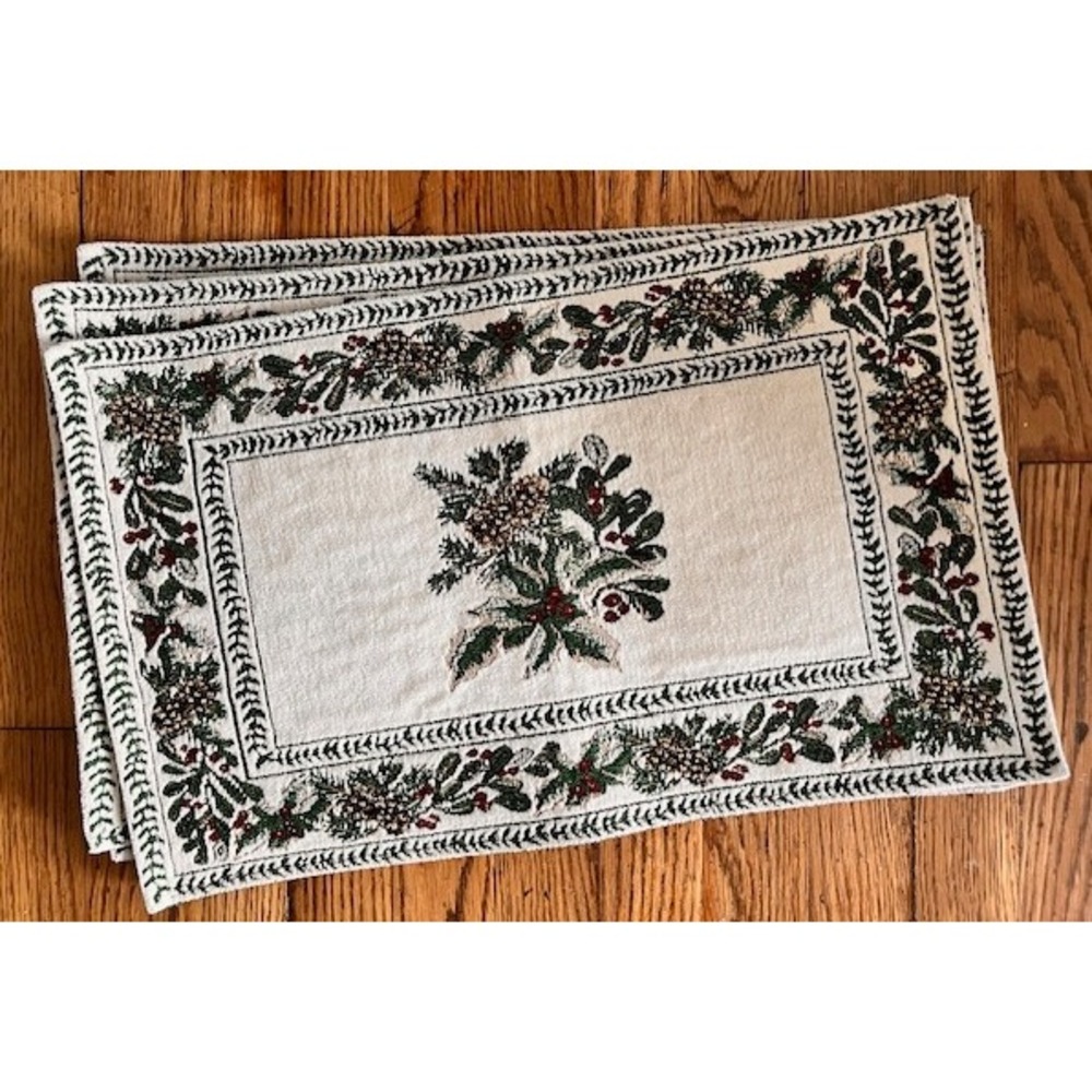 Set of 5 Christmas Holidays Placemats - Picture 2 of 3